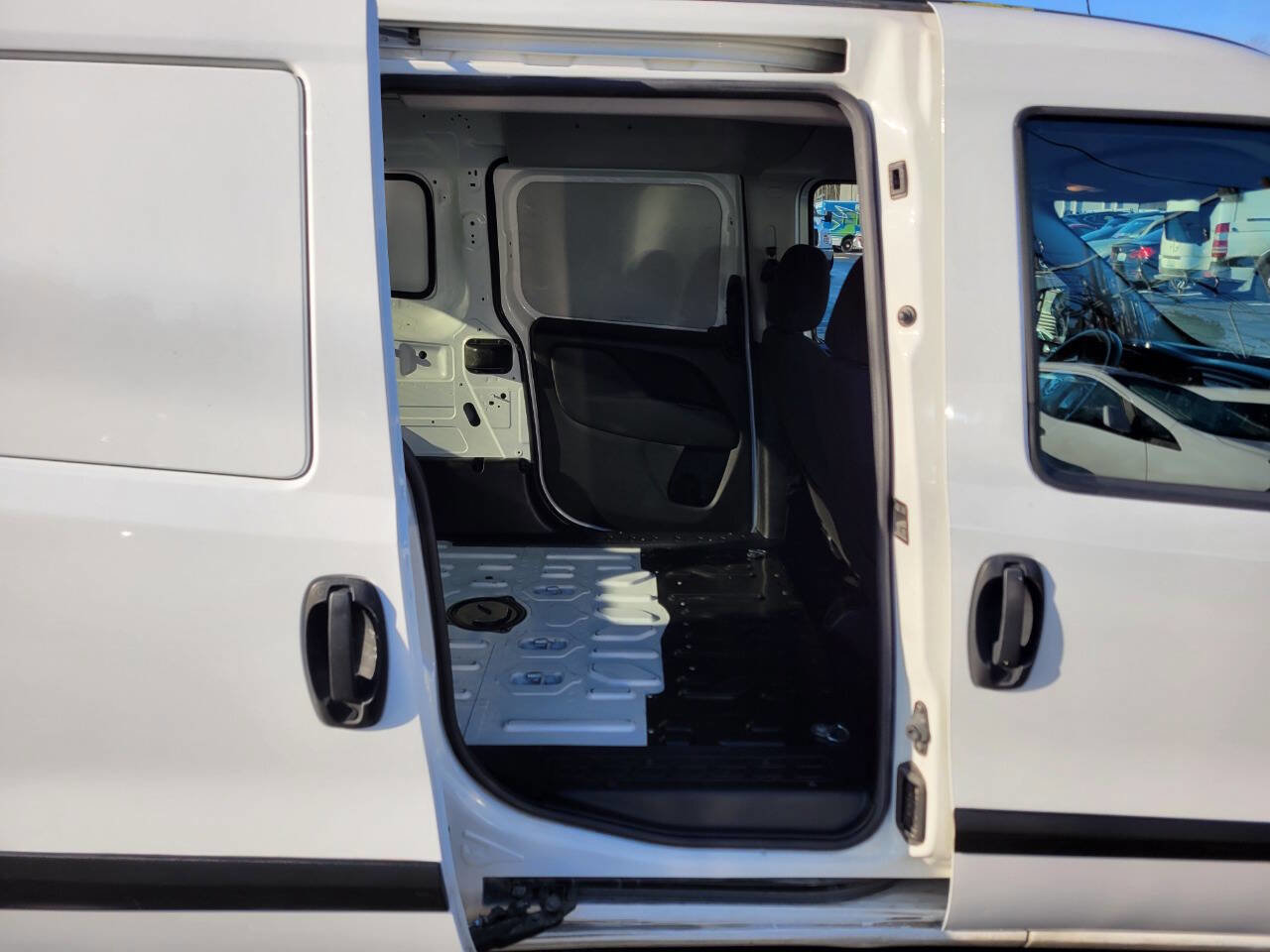 Used 2021 RAM ProMaster City Tradesman SLT image 17