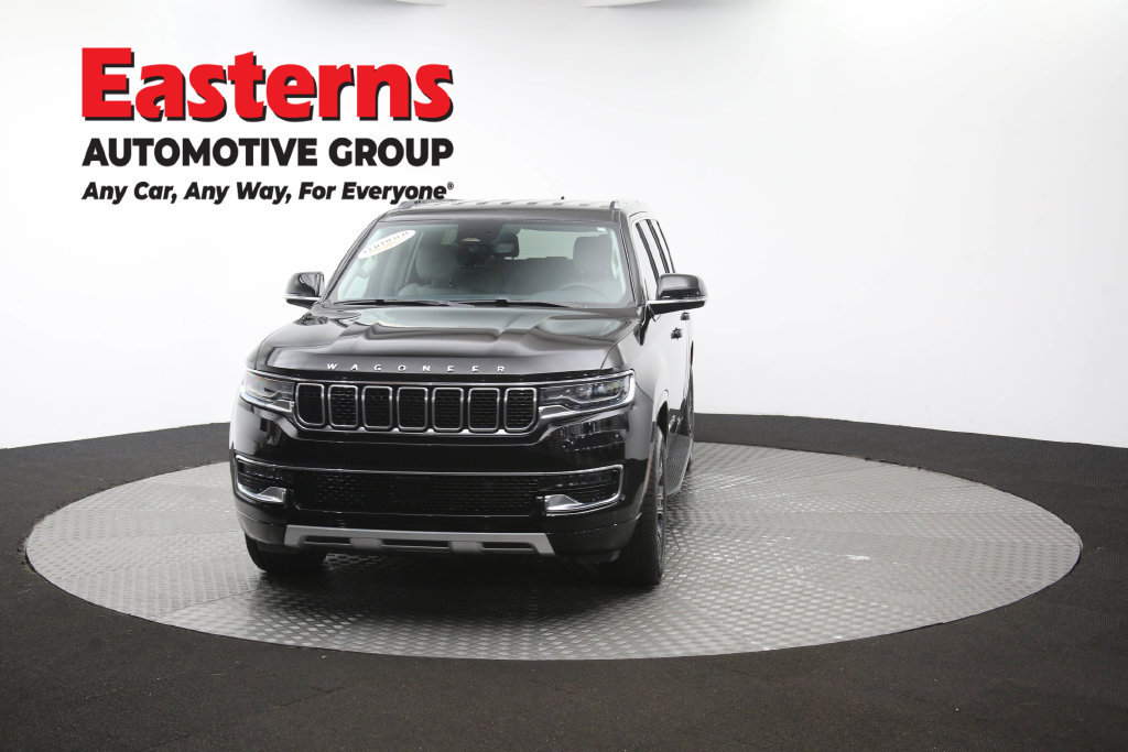 Used 2024 Jeep Wagoneer L Series II w/ Flexible Seating Group RWD image 60