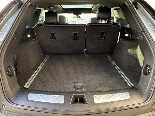 Certified 2025 Cadillac XT5 Premium Luxury image 4