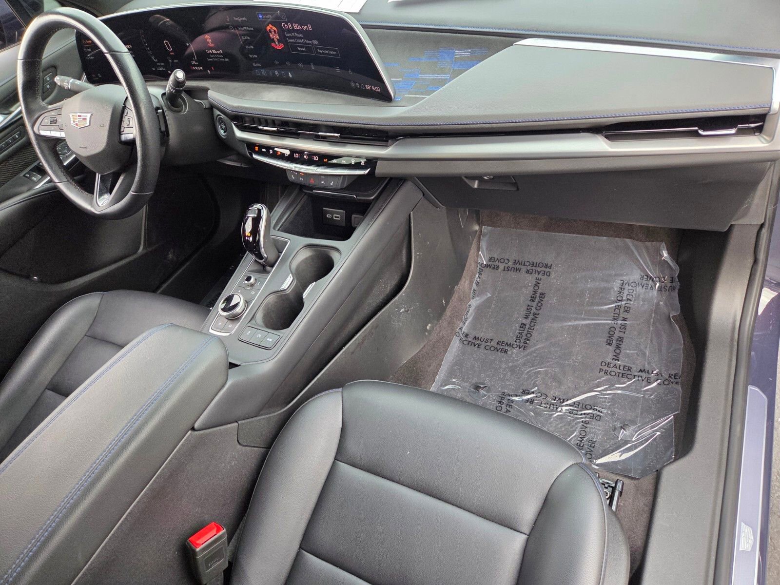 Used 2024 Cadillac XT4 Sport w/ Cold Weather Package image 16