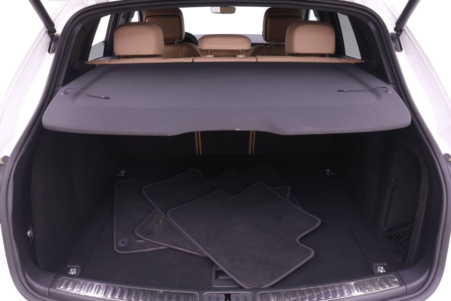 Used 2020 Porsche Macan image 22