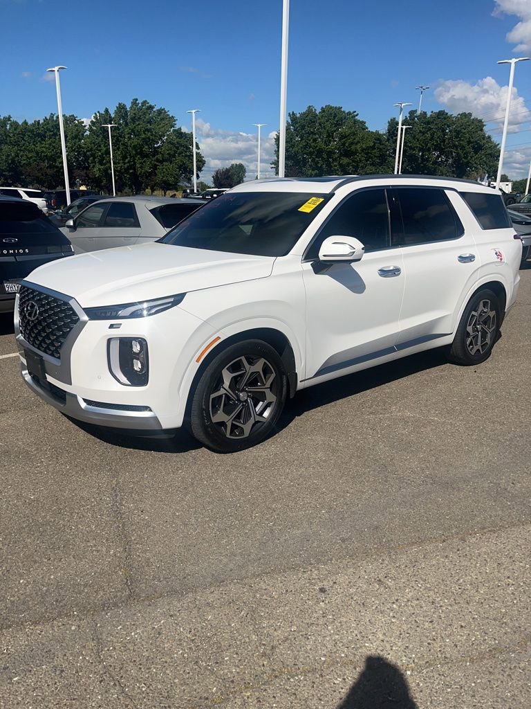 Used 2022 Hyundai Palisade Calligraphy w/ Cargo Package image 1