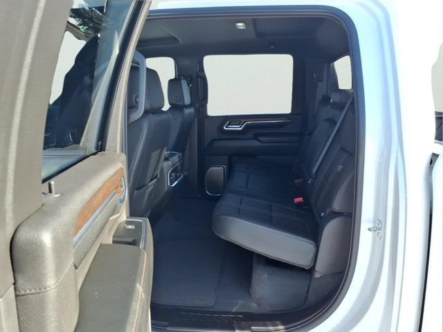 Used 2024 Chevrolet Silverado 3500 High Country w/ Technology Package AWD/4WD image 11