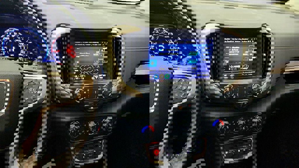 Used 2022 GMC Terrain Denali w/ LPO, Floor Liner Package image 18