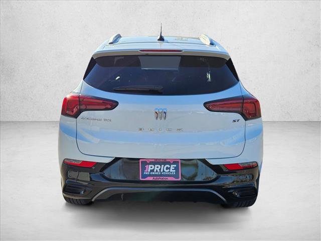 Used 2024 Buick Encore GX Sport Touring image 7