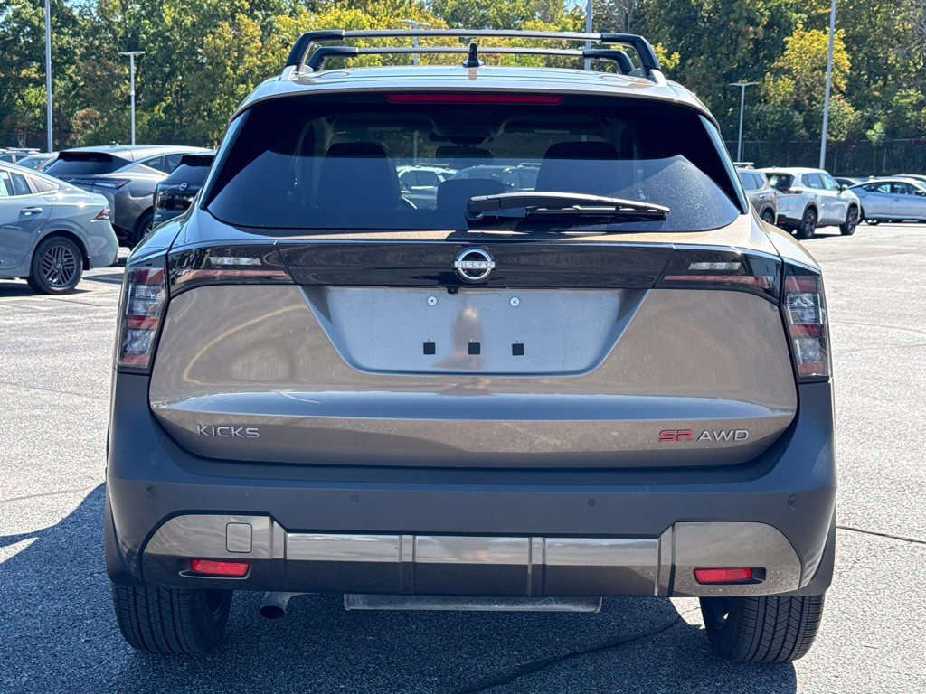 Certified 2026 Nissan Kicks SR w/ SR Premium Package AWD/4WD image 3