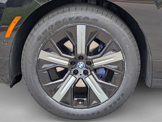 Certified 2024 BMW iX xDrive50 w/ Sport Package AWD/4WD image 10