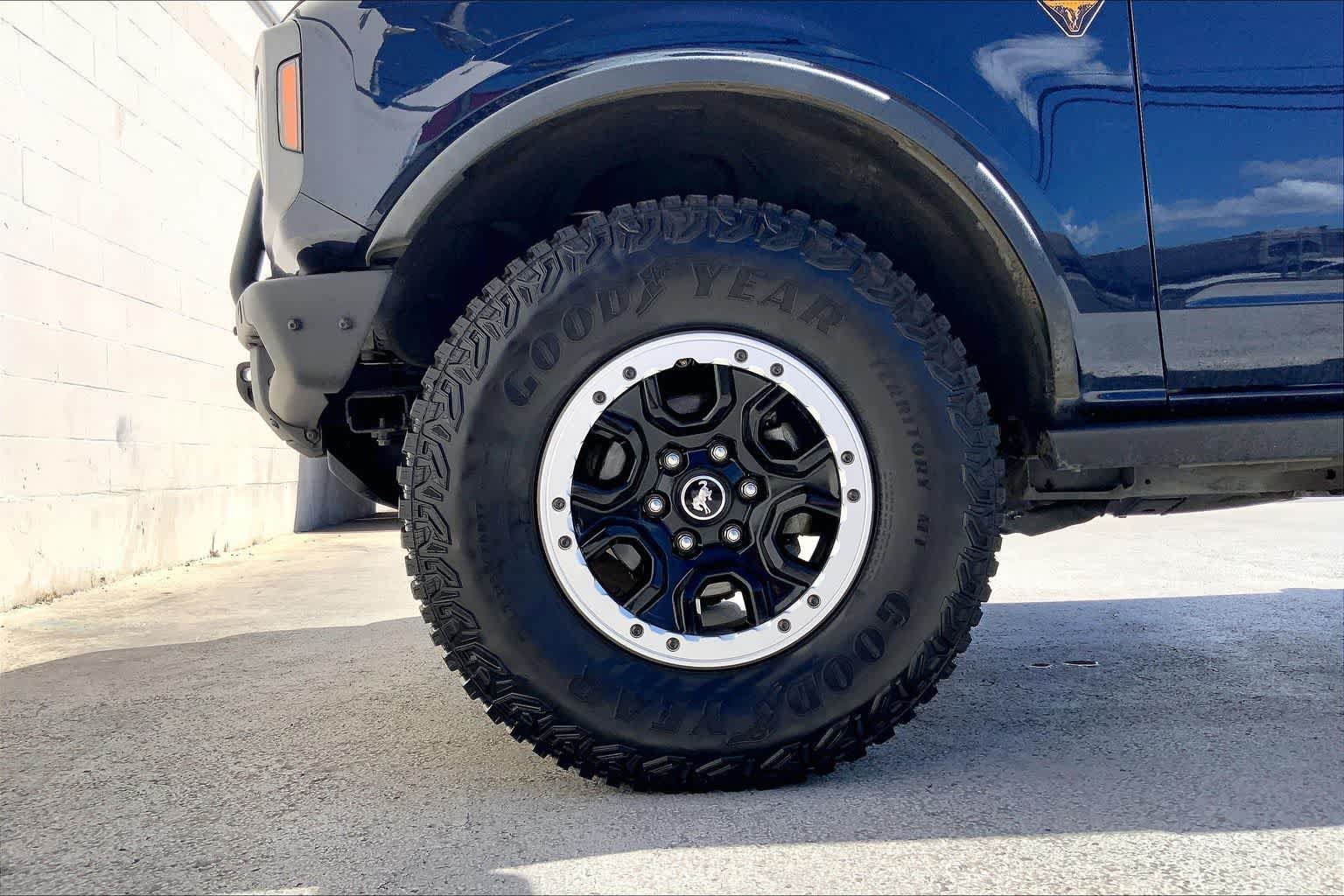 Used 2021 Ford Bronco Badlands AWD/4WD image 8