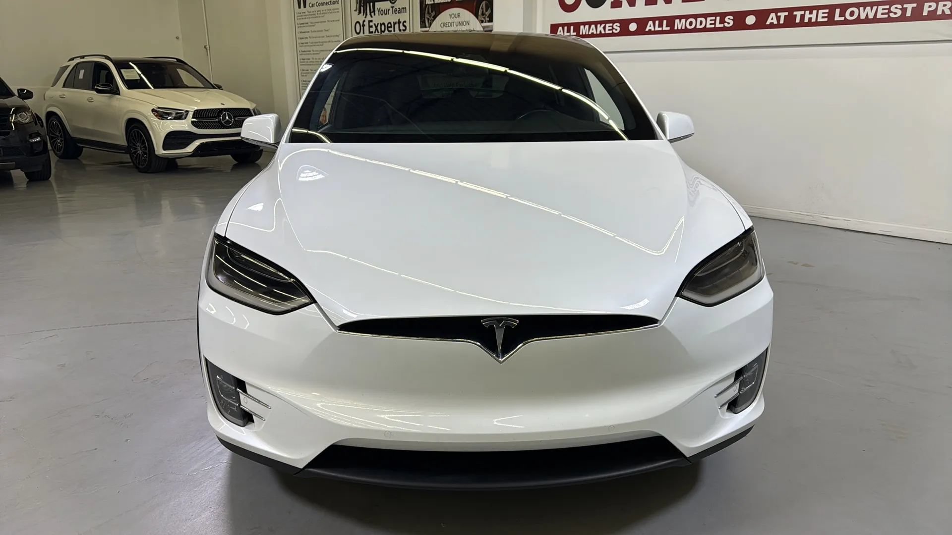 Used 2018 Tesla Model X 75D AWD/4WD image 10