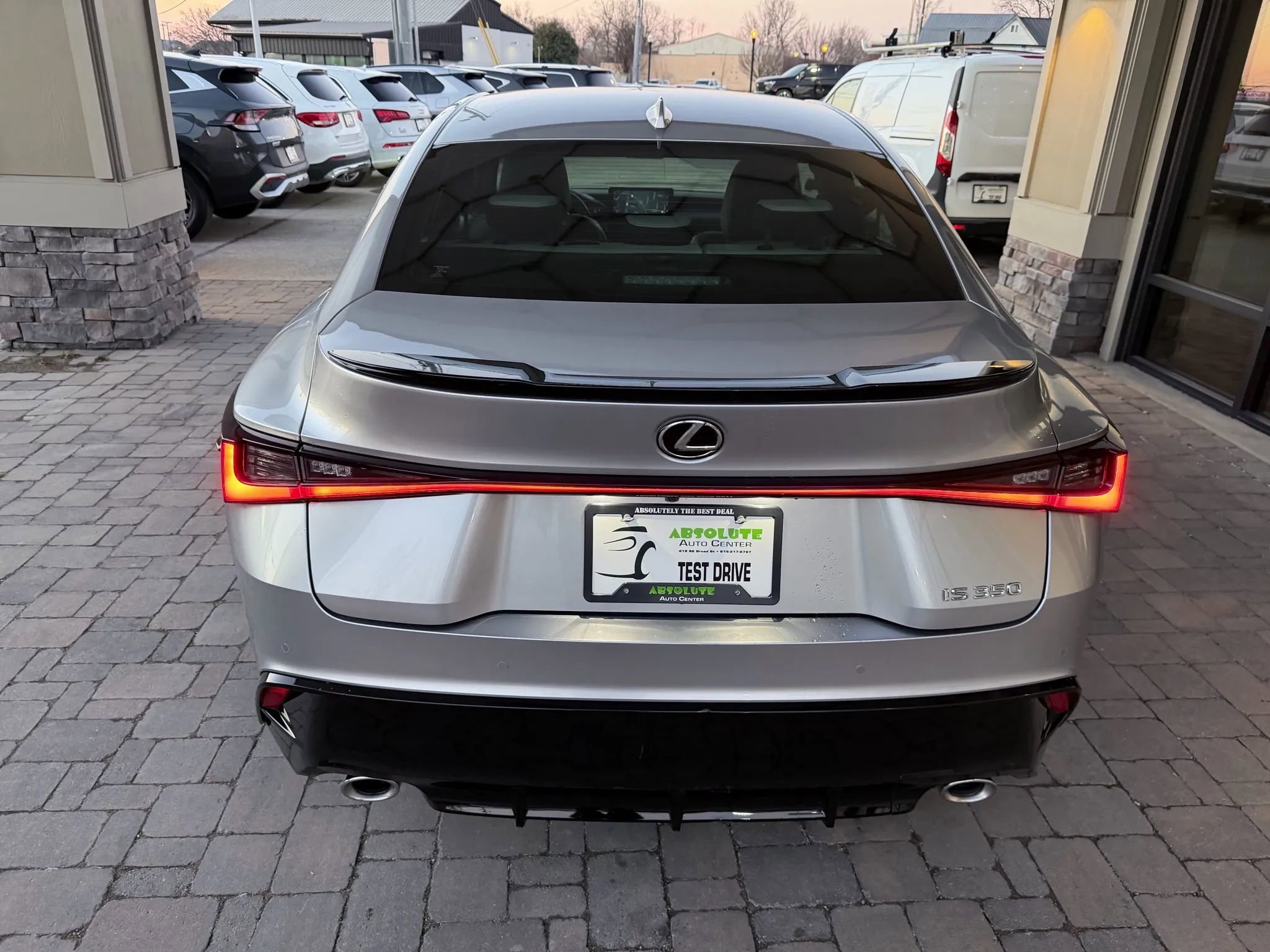 Used 2022 Lexus IS 350 F Sport image 5