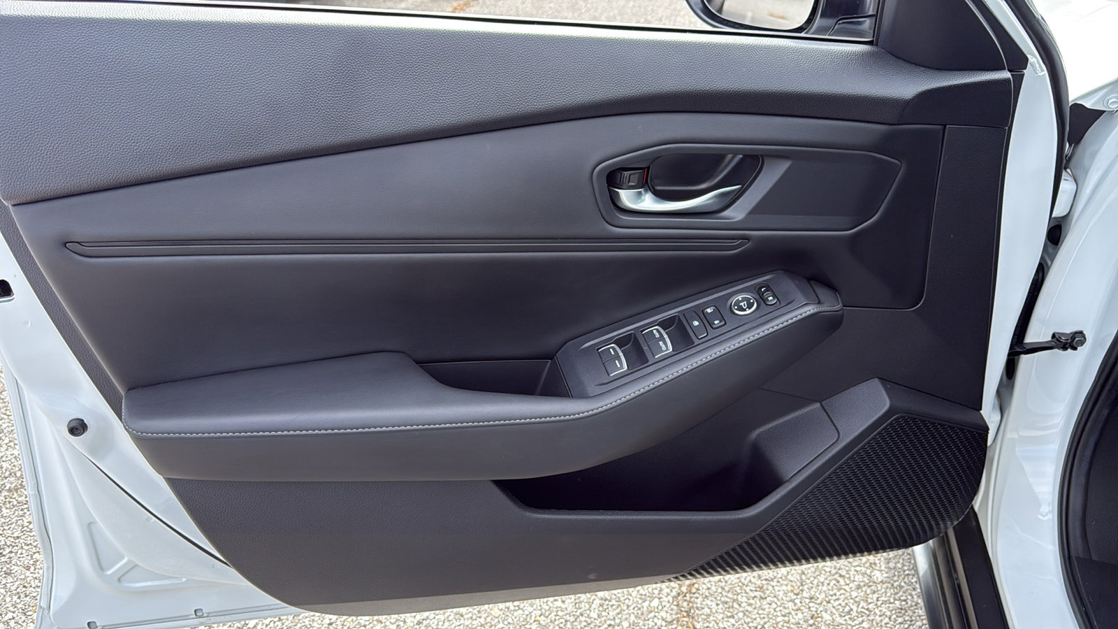 Used 2024 Honda Accord Sport image 10