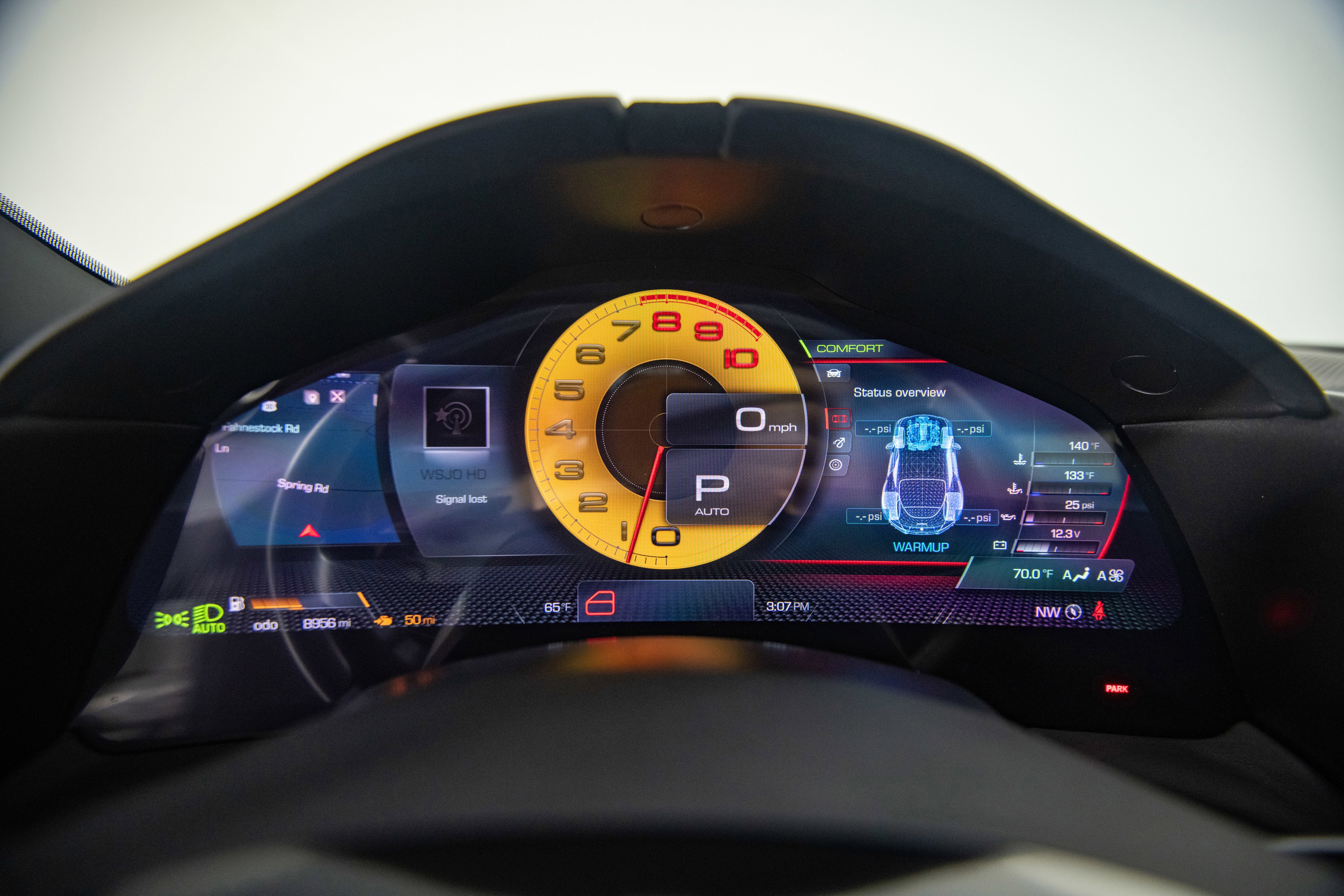Certified 2022 Ferrari Roma RWD image 14