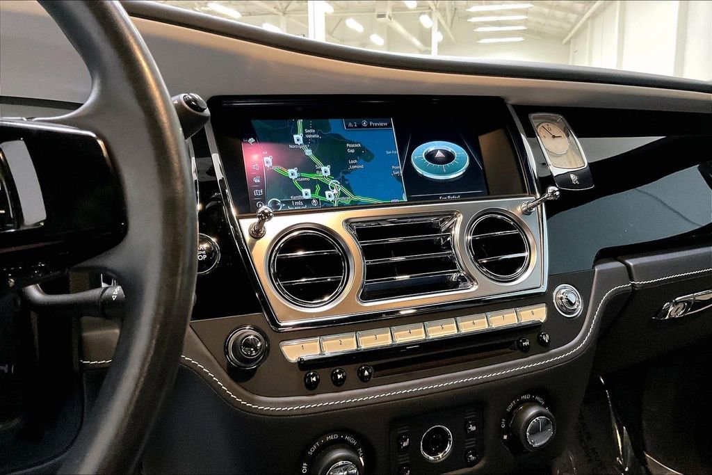 Used 2018 Rolls-Royce Ghost image 11