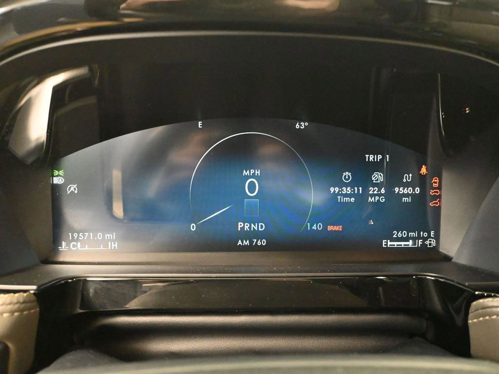 Used 2023 Lincoln Corsair Reserve image 29