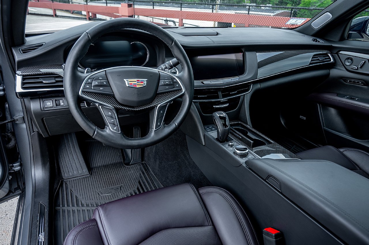 Used 2019 Cadillac CT6 V w/ Driver Assist Package AWD/4WD image 16