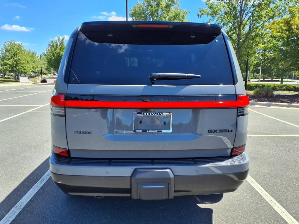 New 2025 Lexus GX 550 image 4
