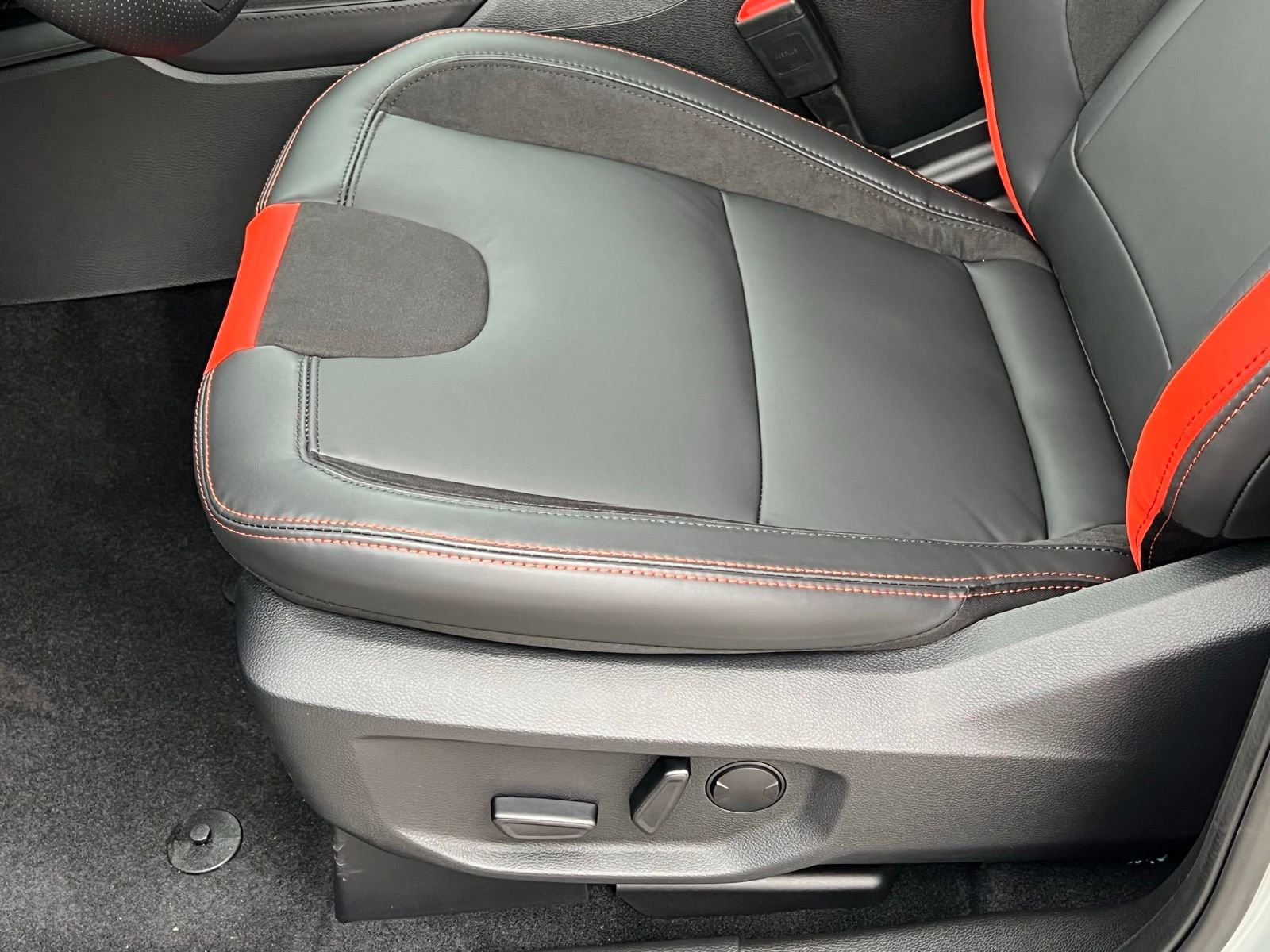 New 2026 Ford Ranger Raptor image 37