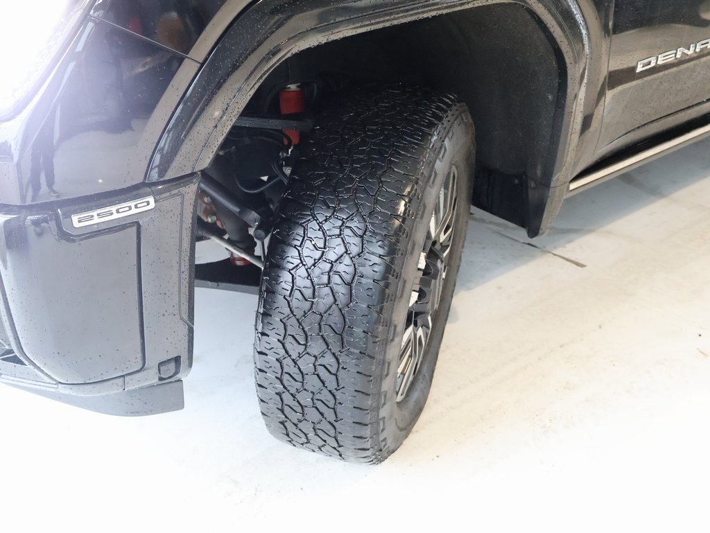 Certified 2025 GMC Sierra 2500 Denali Ultimate image 45
