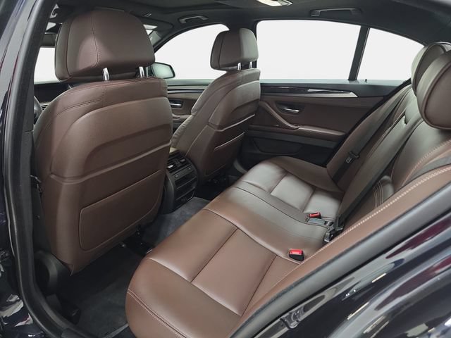 Used 2016 BMW 550i xDrive Sedan AWD/4WD image 12