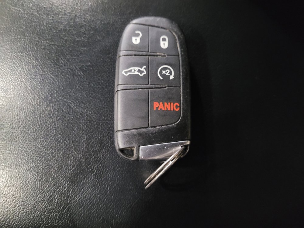 Used 2022 Dodge Charger SXT w/ Leather Interior Group image 32