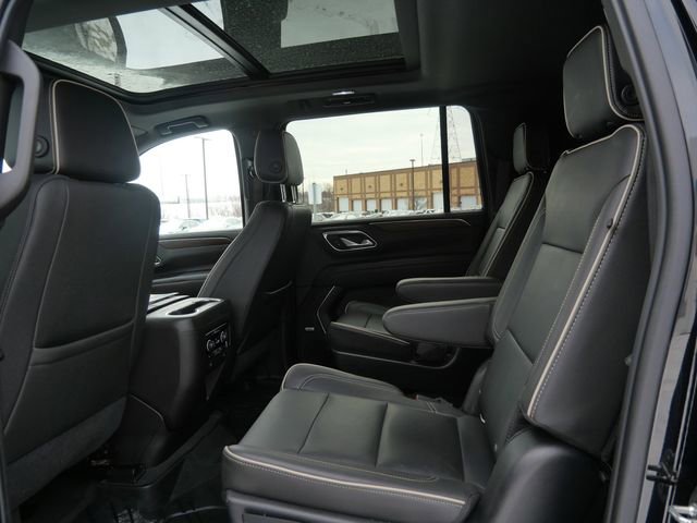 Used 2021 Chevrolet Suburban Premier image 11