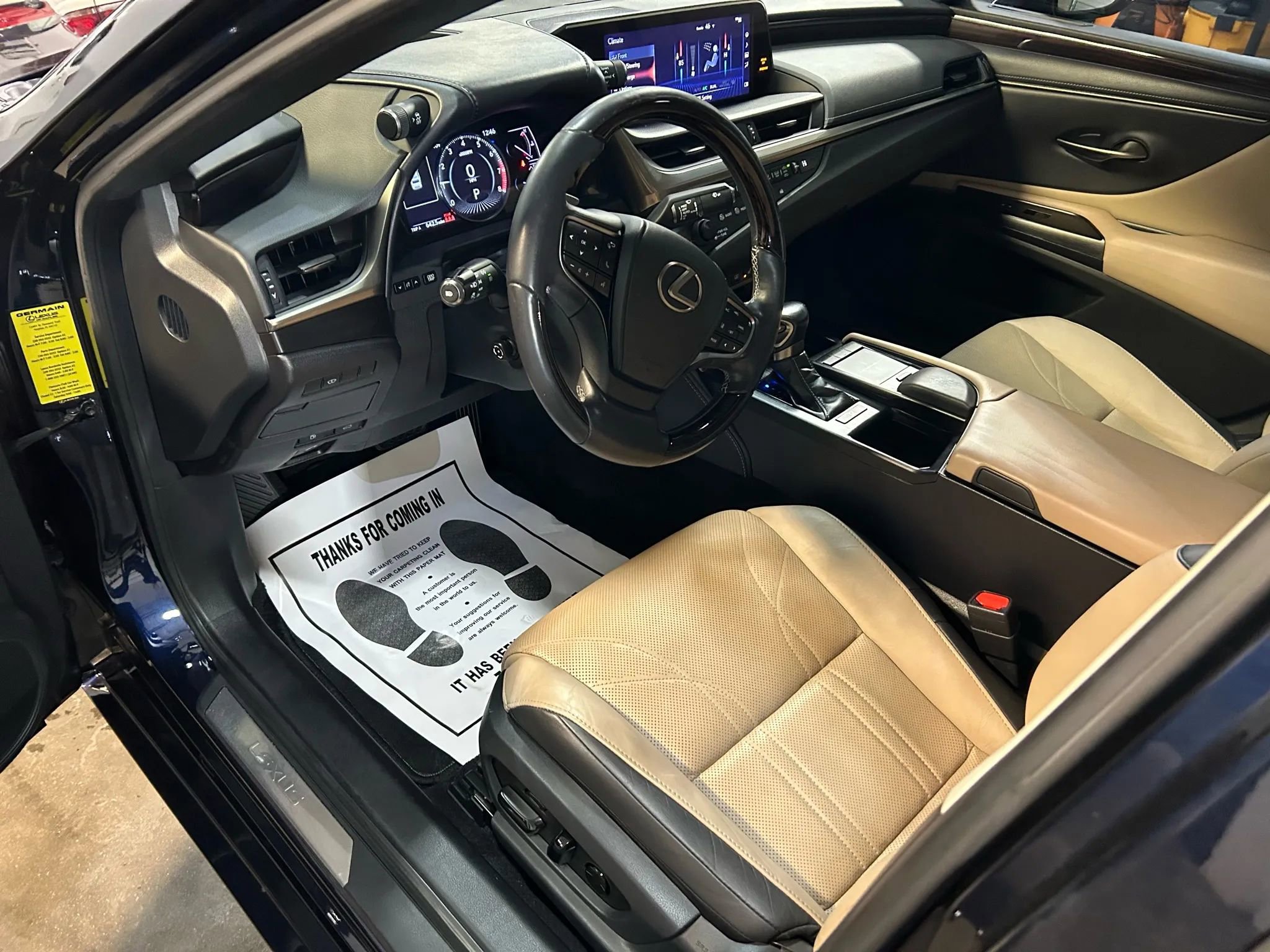 Used 2019 Lexus ES 350 w/ Accessory Package 2 image 19