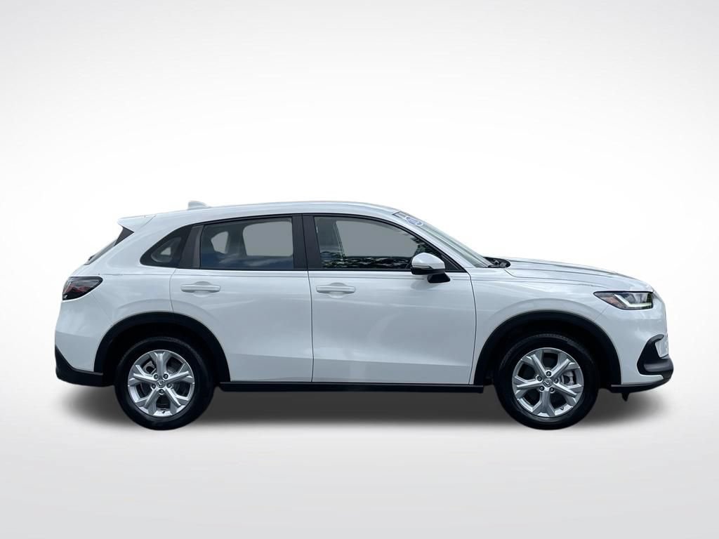Certified 2025 Honda HR-V LX image 7