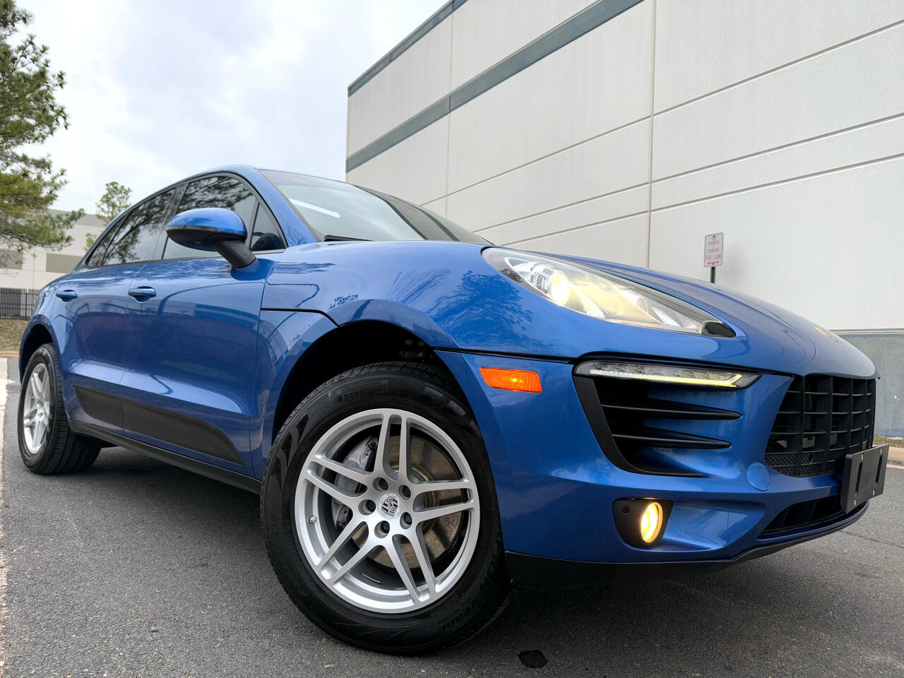 Used 2018 Porsche Macan image 6