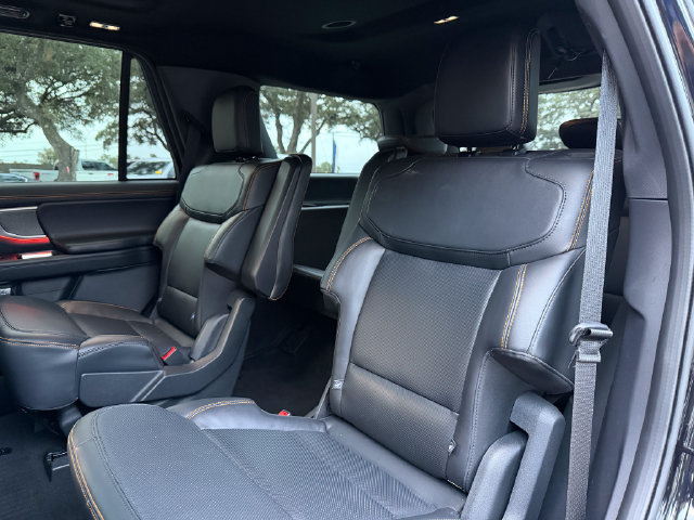 Used 2025 Ford Expedition Tremor AWD/4WD image 21