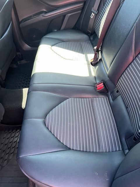 Used 2019 Toyota Camry SE FWD image 10