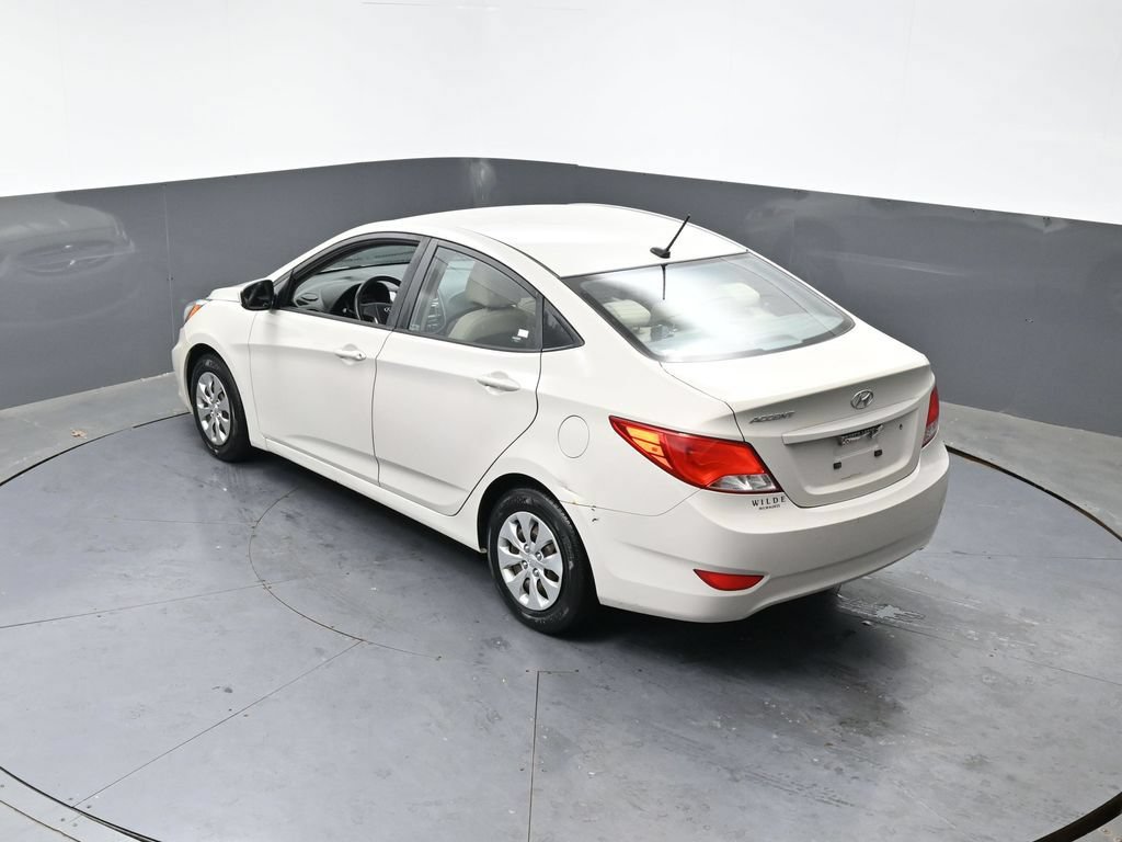 Used 2017 Hyundai Accent SE FWD image 18