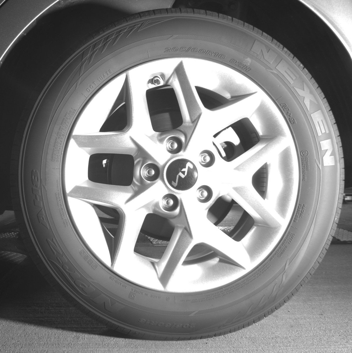 Used 2025 Kia Soul LX w/ LX Technology Package FWD image 14
