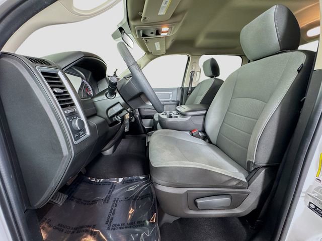 Used 2022 RAM 1500 Classic SLT RWD image 17