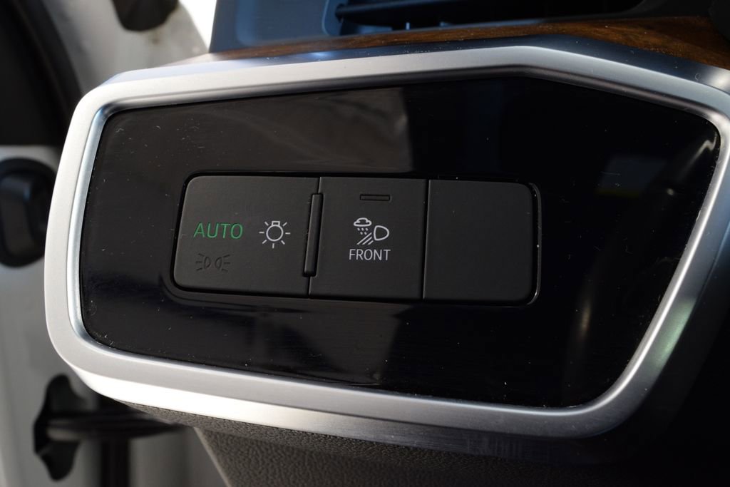 Used 2023 Audi A6 Premium Plus image 16