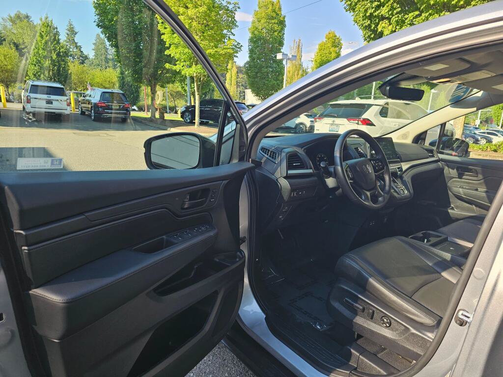 Used 2025 Honda Odyssey EX-L image 23
