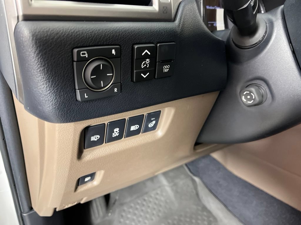 Used 2023 Lexus GX 460 Premium w/ Premium Package AWD/4WD image 27