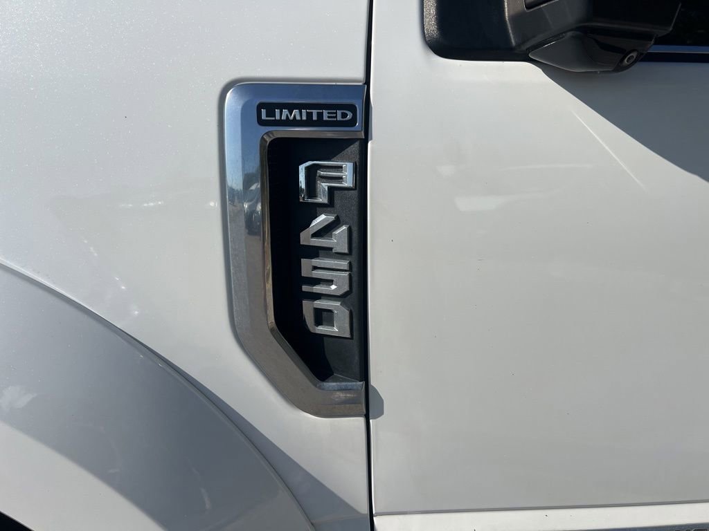 Used 2022 Ford F450 Limited w/ FX4 Off-Road Package image 53