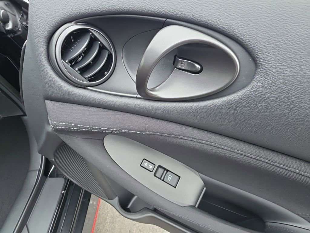 Used 2024 Nissan Z Sport image 33