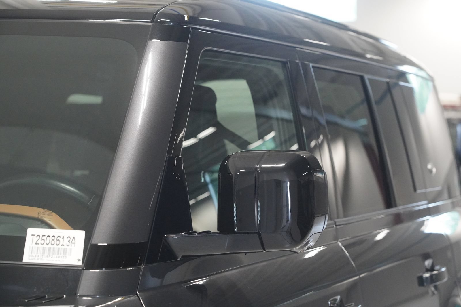 Used 2023 Land Rover Defender 110 X AWD/4WD image 7