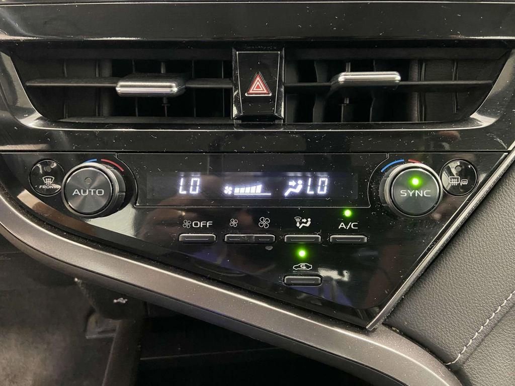 Used 2023 Toyota Camry XSE image 15