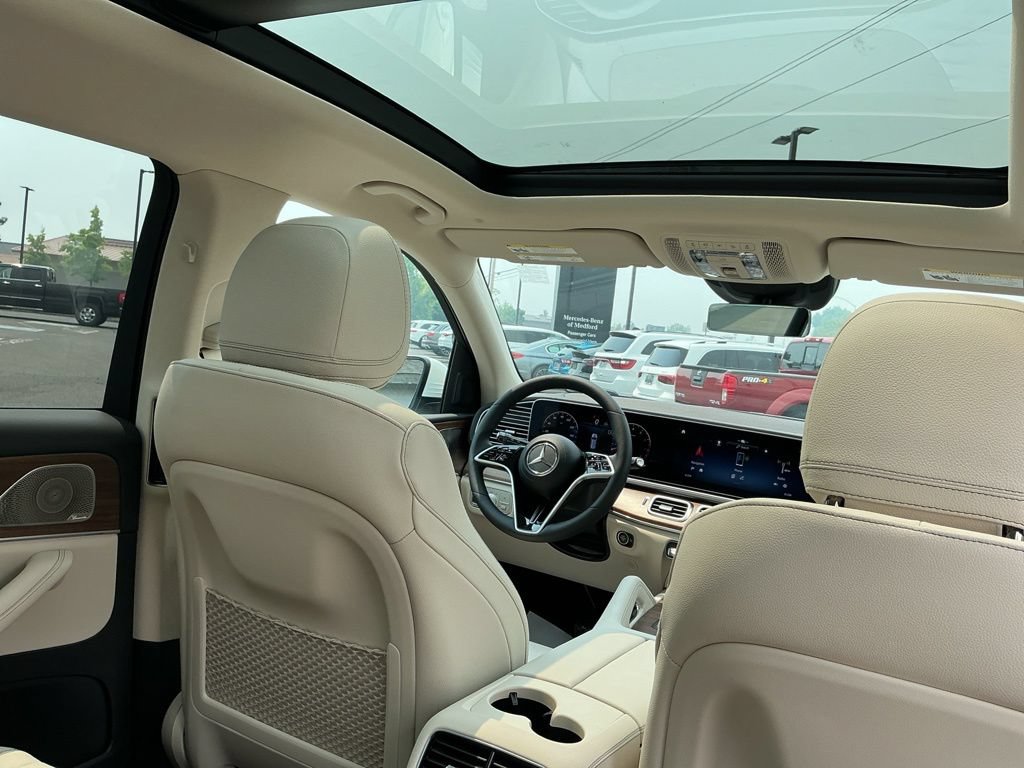 New 2026 Mercedes-Benz GLS 450 4MATIC image 22