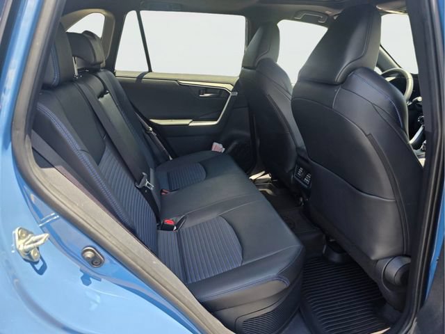 Used 2023 Toyota RAV4 XSE AWD/4WD image 17