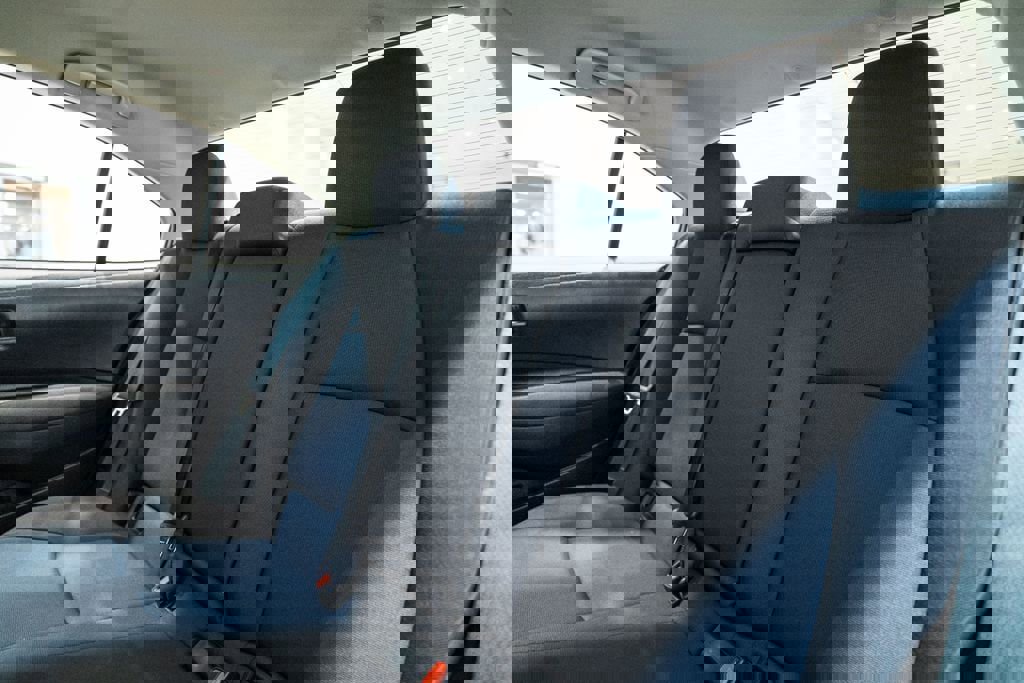 Certified 2025 Toyota Corolla LE image 28