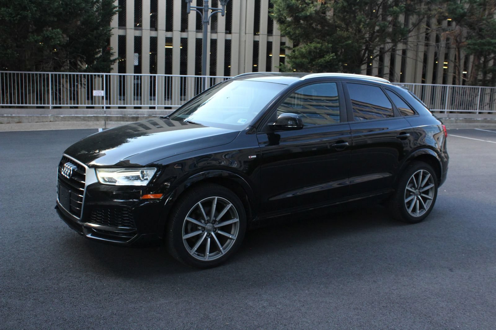 Used 2018 Audi Q3 2.0T Premium AWD/4WD image 12