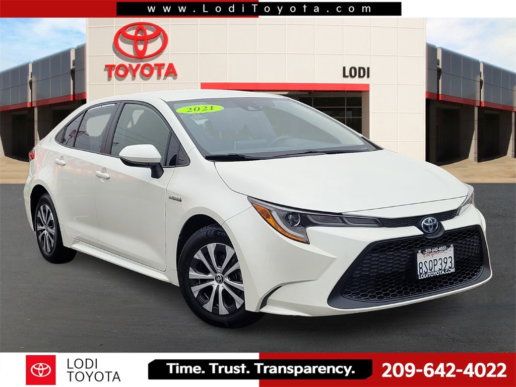 Used 2021 Toyota Corolla LE image 1