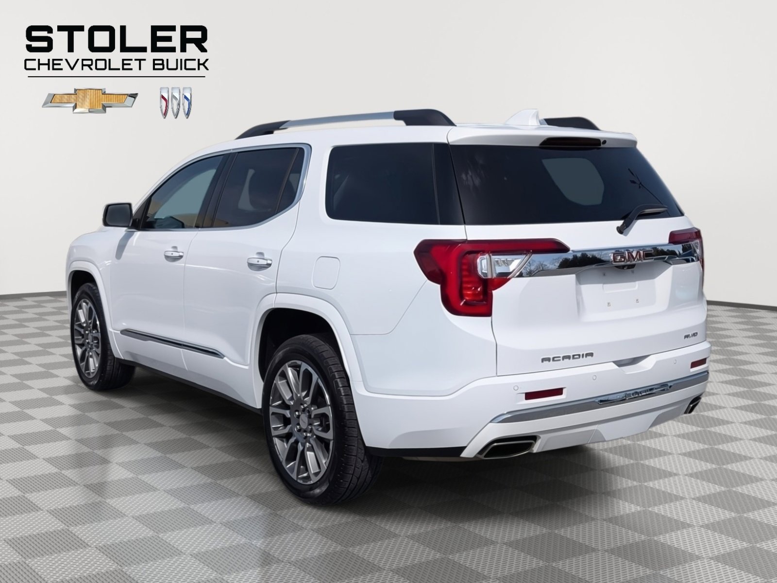 Used 2021 GMC Acadia Denali w/ Denali Ultimate Package image 3