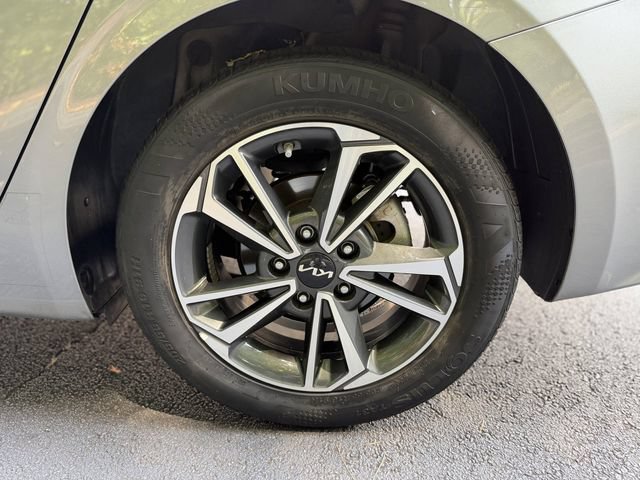 Certified 2024 Kia Forte LXS FWD image 35