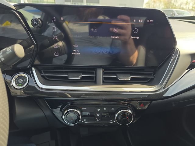 New 2026 Chevrolet Trax RS w/ Sunroof Package FWD image 15