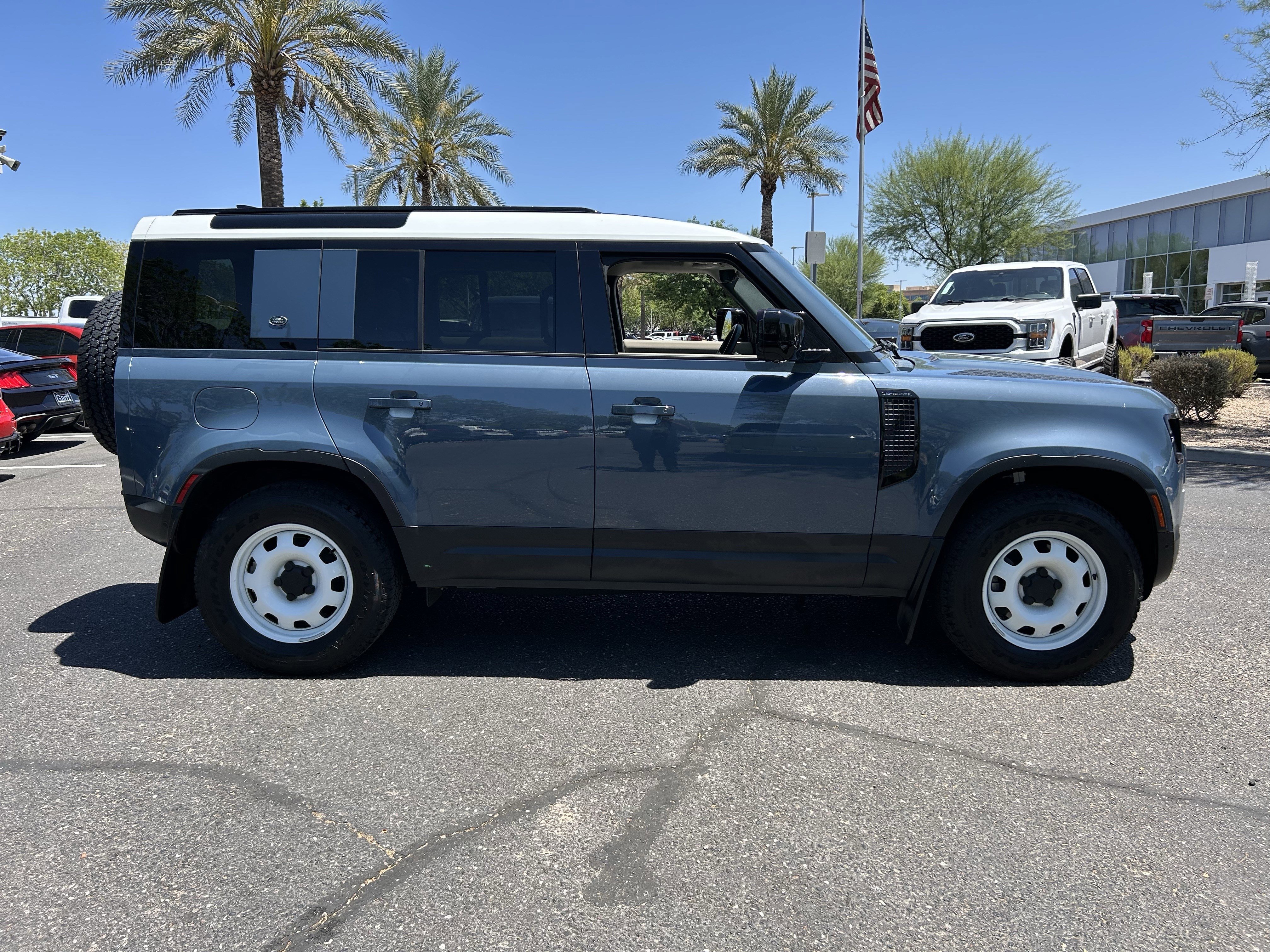 Used 2023 Land Rover Defender 110 S AWD/4WD image 5