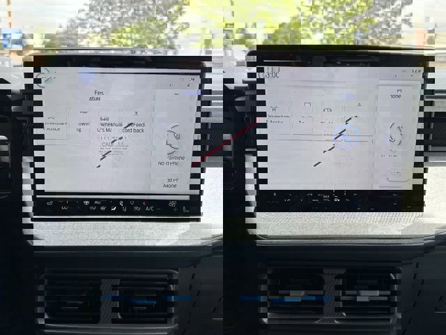 New 2025 Ford Maverick XLT w/ XLT Luxury Package image 26